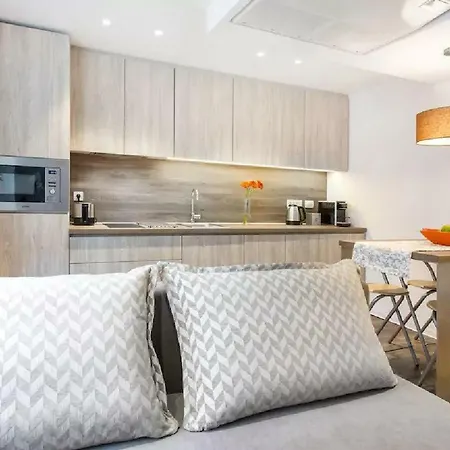 Apartment ★ Exclusive ★ Free Garage ★