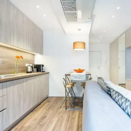 ★ Exclusive ★ Free Garage ★ Διαμέρισμα *