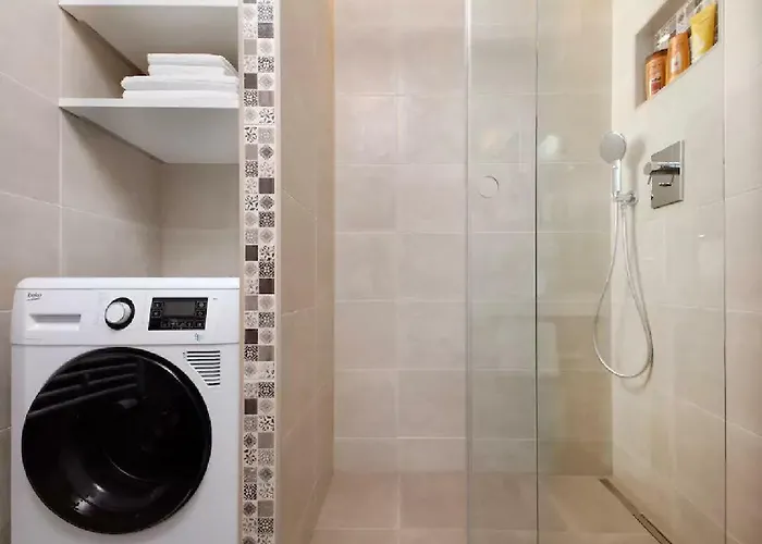 ★ Exclusive ★ Free Garage ★ * Ljubljana