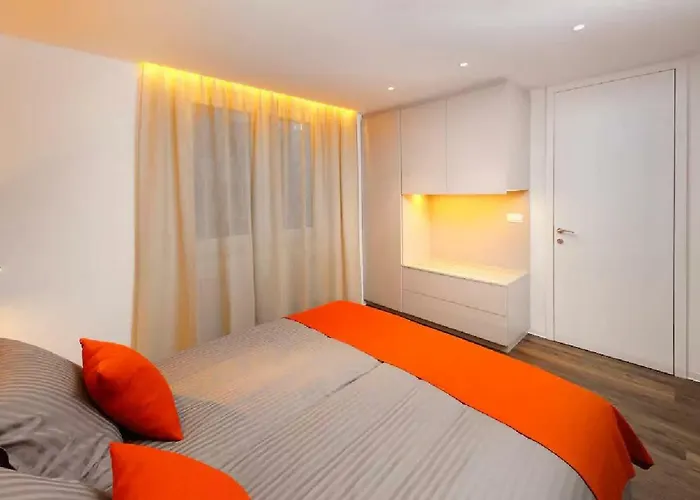 ★ Exclusive ★ Free Garage ★ Lägenhet *